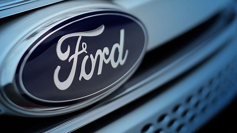 Ford punktet im November in rückläufiger Industrie mit Absatzsprung